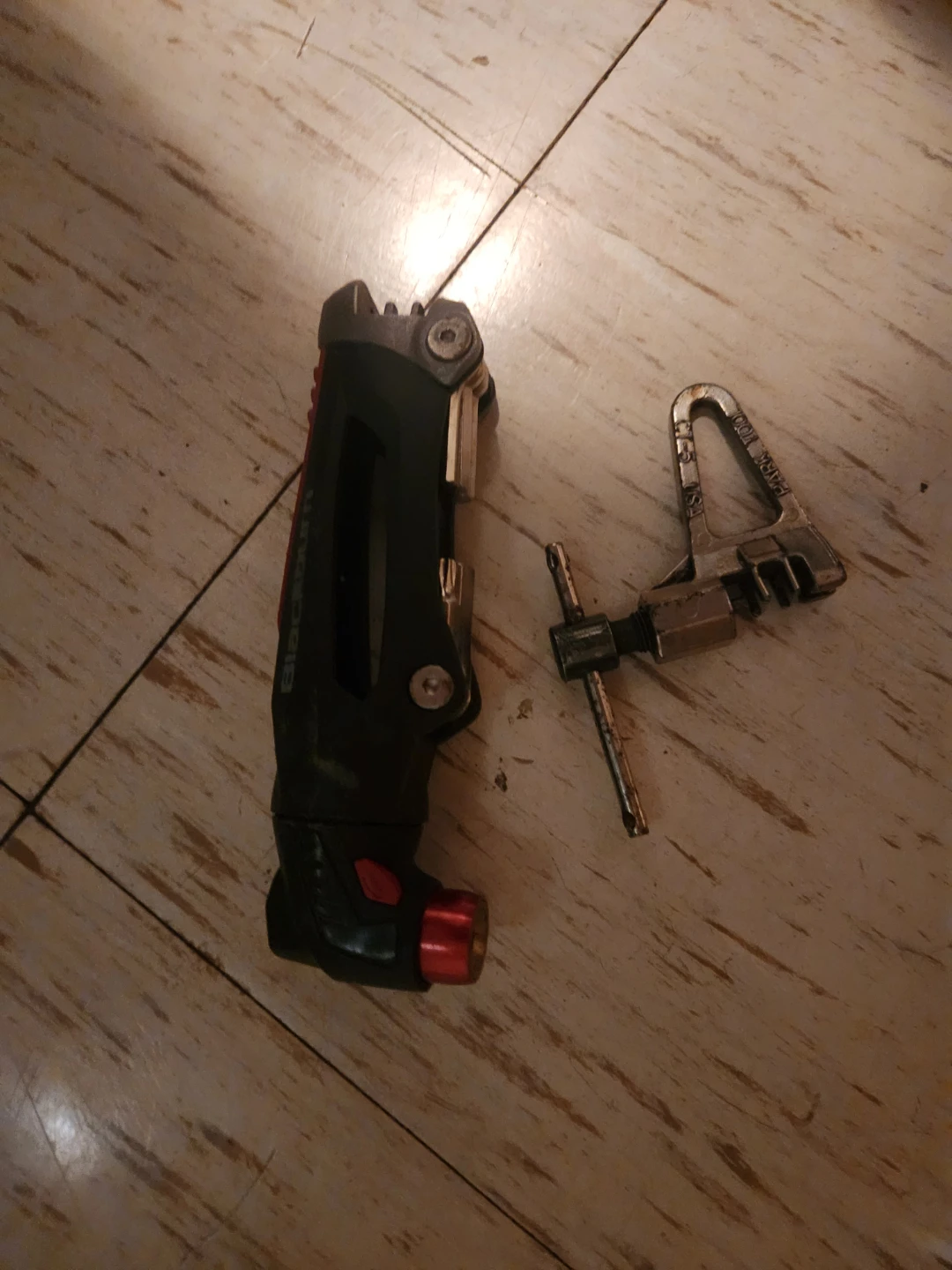 Bike Tool Kit: Chain Breaker, Tire Levers & More - photo 3