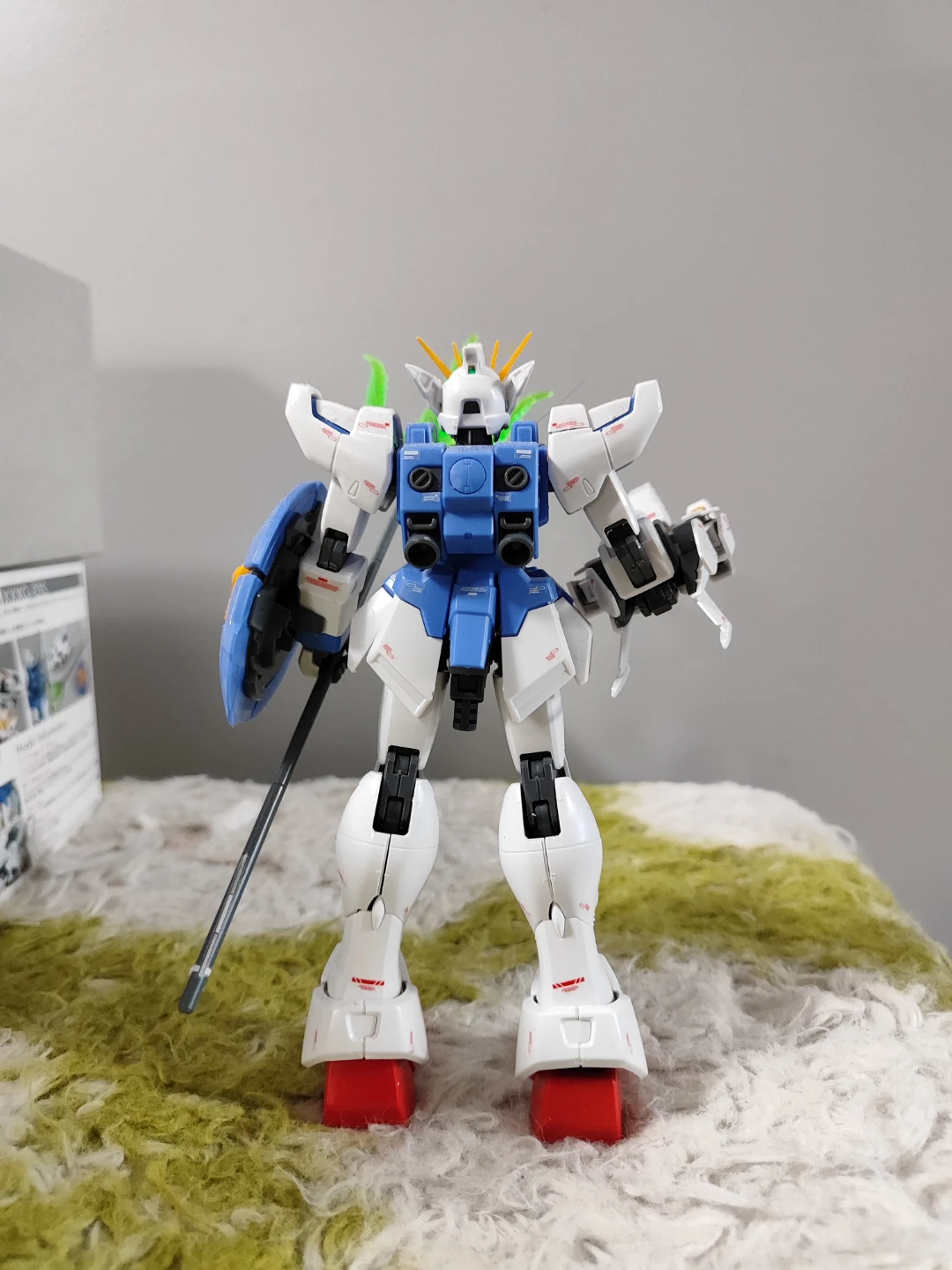Bandai HG Endless Waltz Gundam Wing XXXG-01S Model Kit - photo 4
