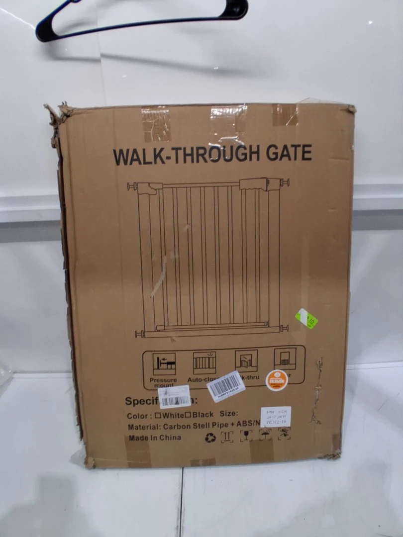 WALK-THRU METAL SAFETY GATE - 24.80" - 27.95" - BLACK - photo 2