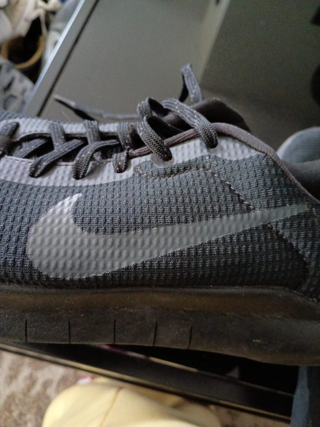 Nike Running Shoes US 9 - photo 5