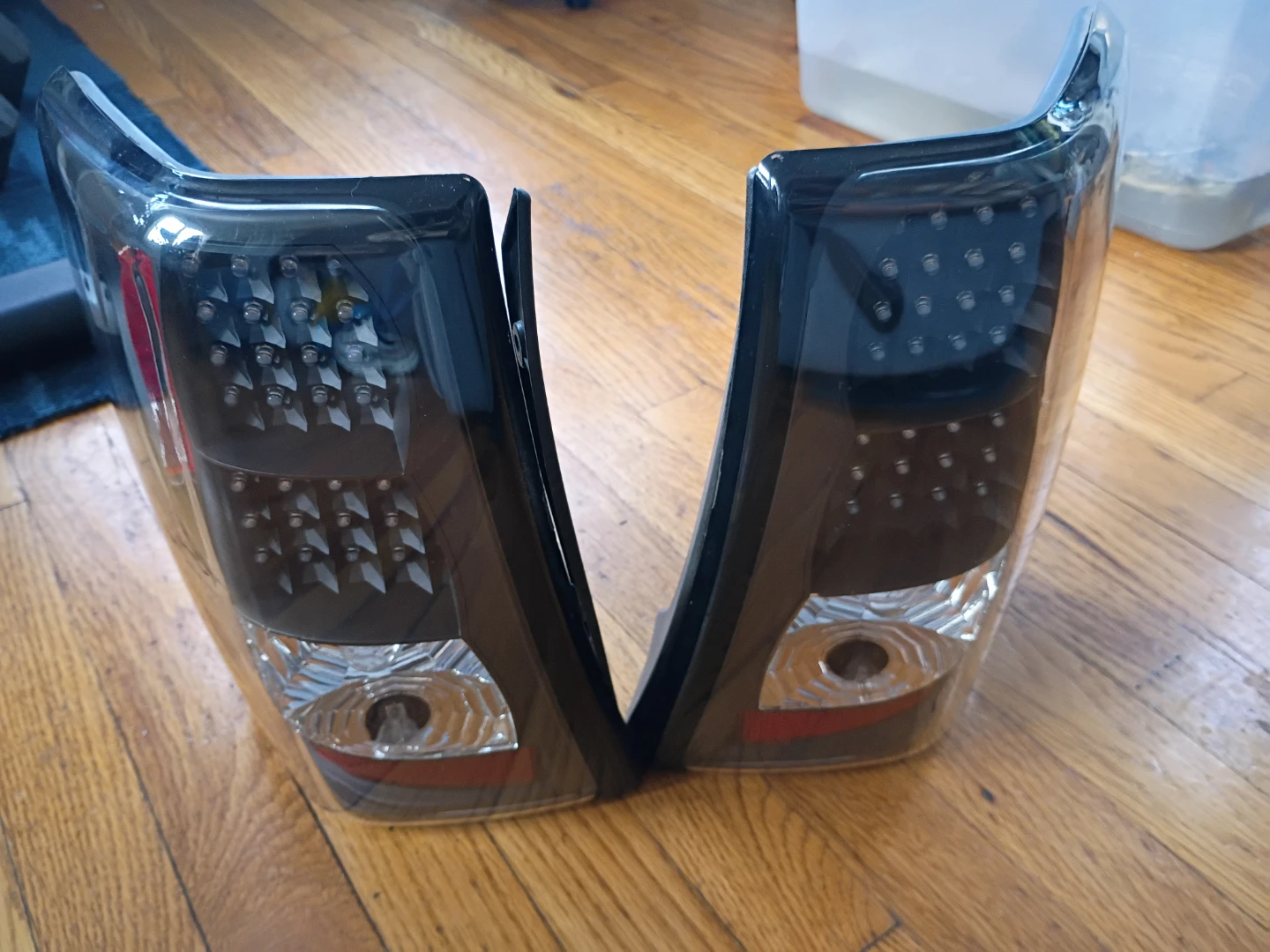 Jeep Grand Cherokee LED tailights.
