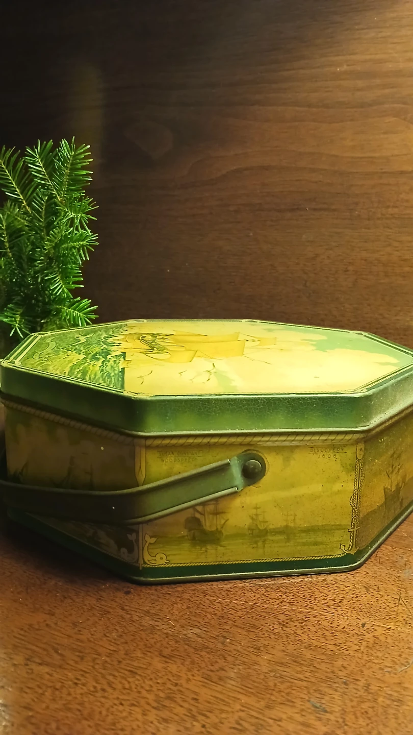 Vintage Loose-Wiles Biscuit Company Tin - photo 3