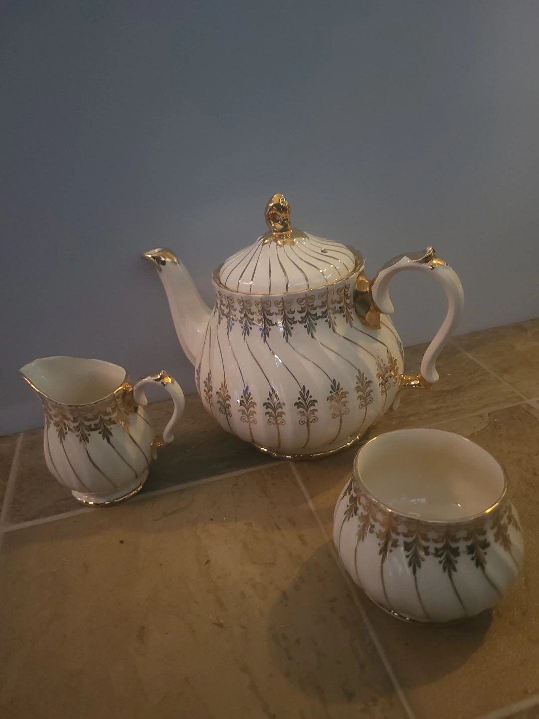 Sadler Porcelain Tea Set - Teapot, Sugar Bowl, Creamer 45-69