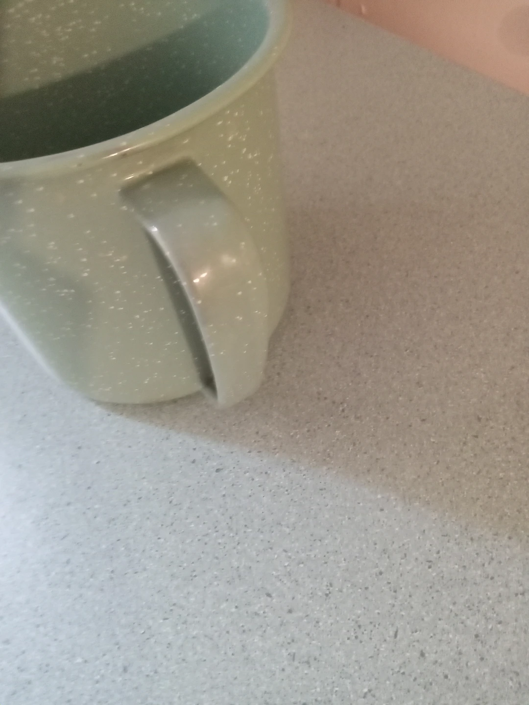 A small metal.pot with a handle - photo 2