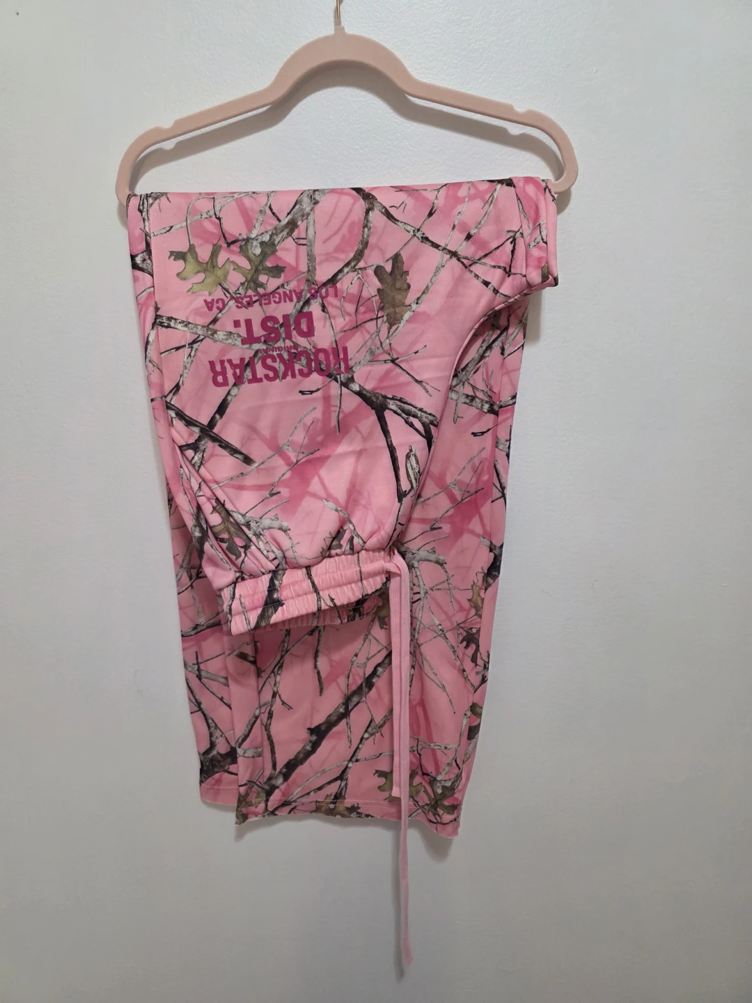 Rockstar Dist. Pink Camo Hoodie and Joggers Set - photo 4