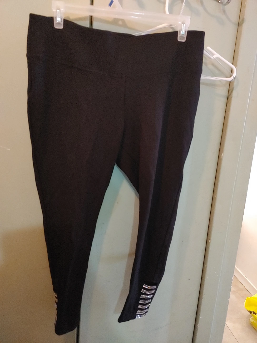 Luxe Slims Leggings XL (18-20) Black with Rhinestone Detail