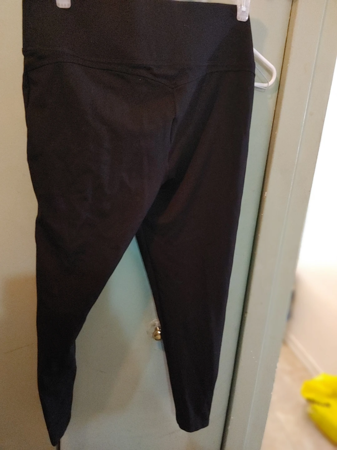 Luxe Slims Leggings XL (18-20) Black with Rhinestone Detail - photo 4