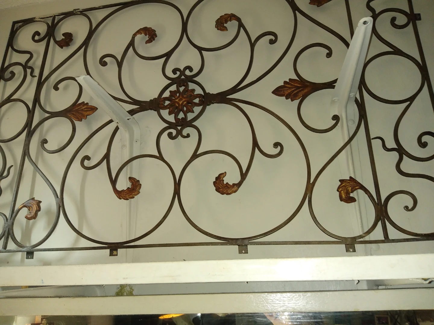 Vintage handcrafted wrought iron window grate - photo 2