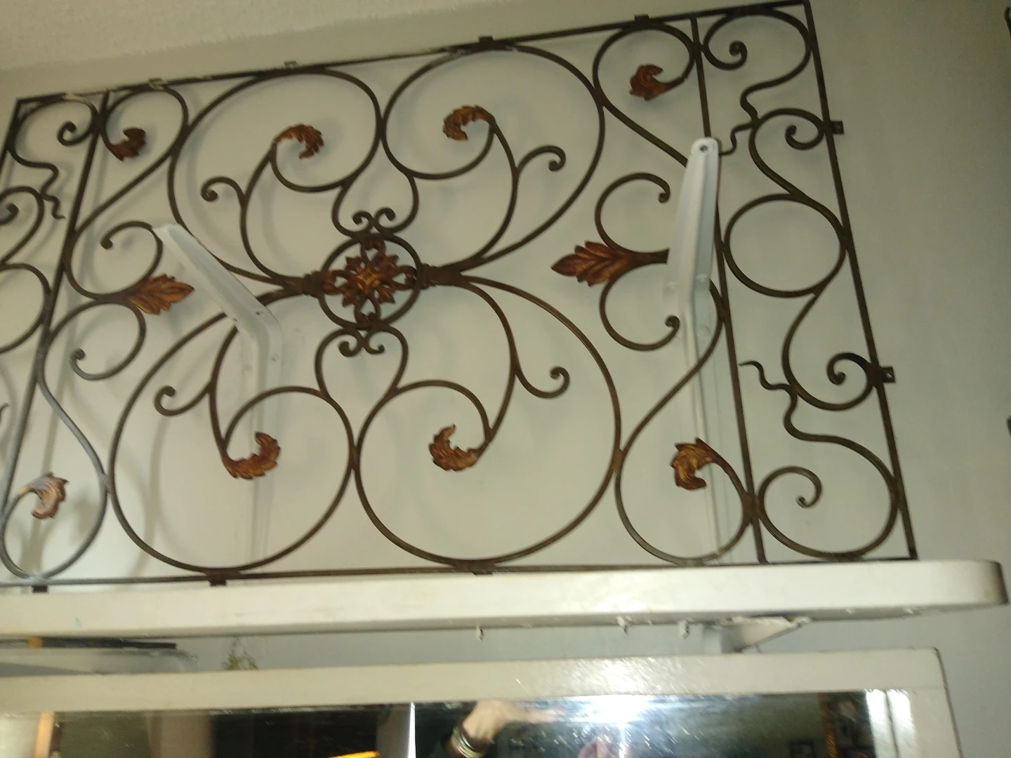 Vintage handcrafted wrought iron window grate - photo 3