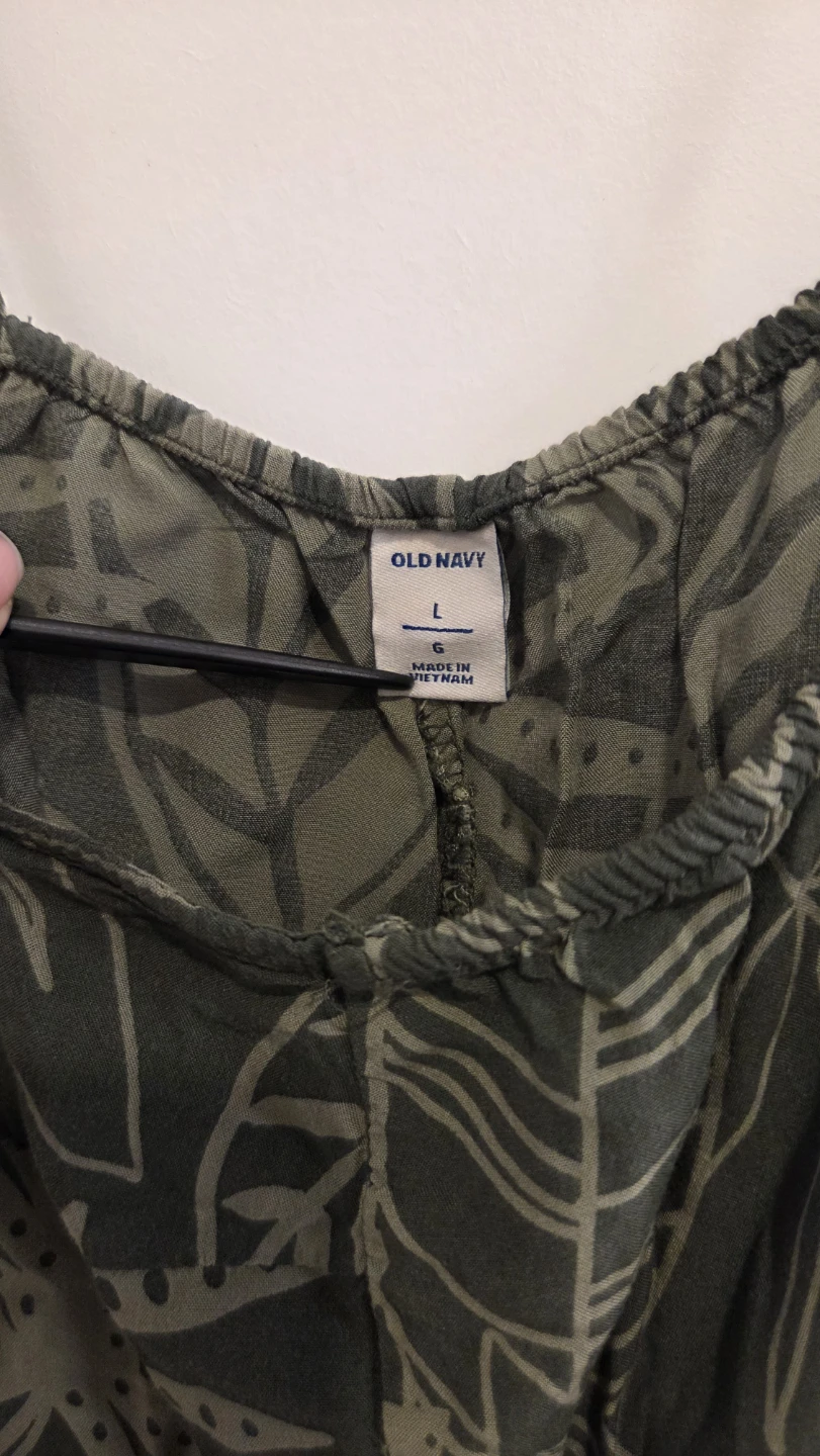 Old Navy Women's Leaf Print Maxi Dress - Olive Green - Size L - photo 2