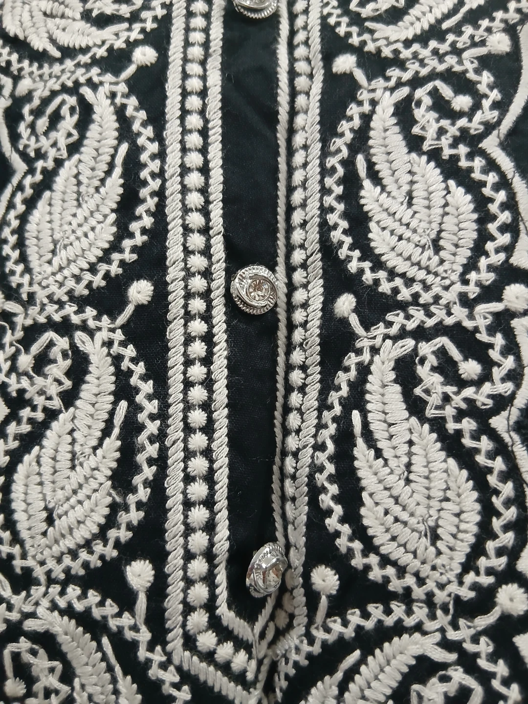 Black Embroidered Tunic with White Details - photo 2