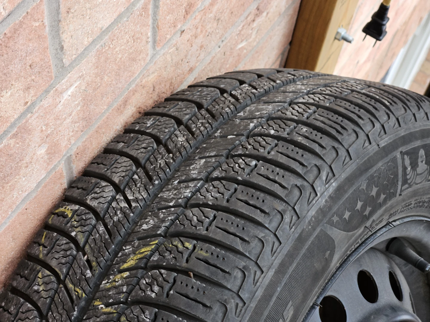 Lexus SUV Winter Tires (4). 195/65/R15 - photo 4