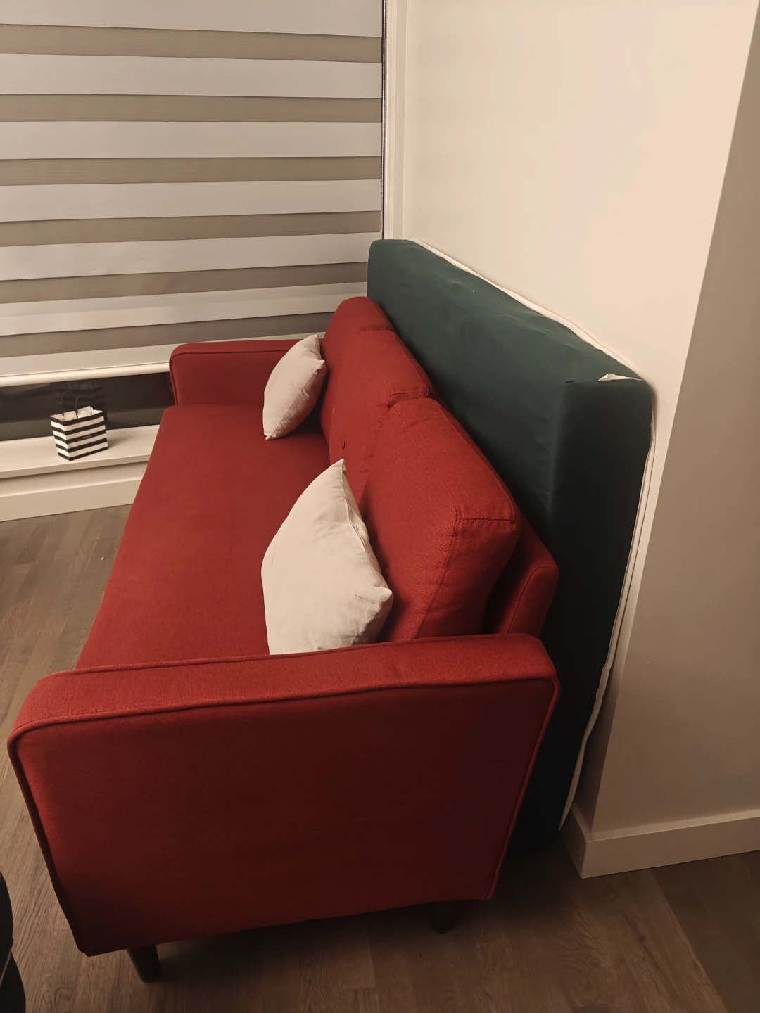 Brand New Sofa - URGENT PICKUP NEAR SURREY CENTRAL/Move out Sale - photo 4
