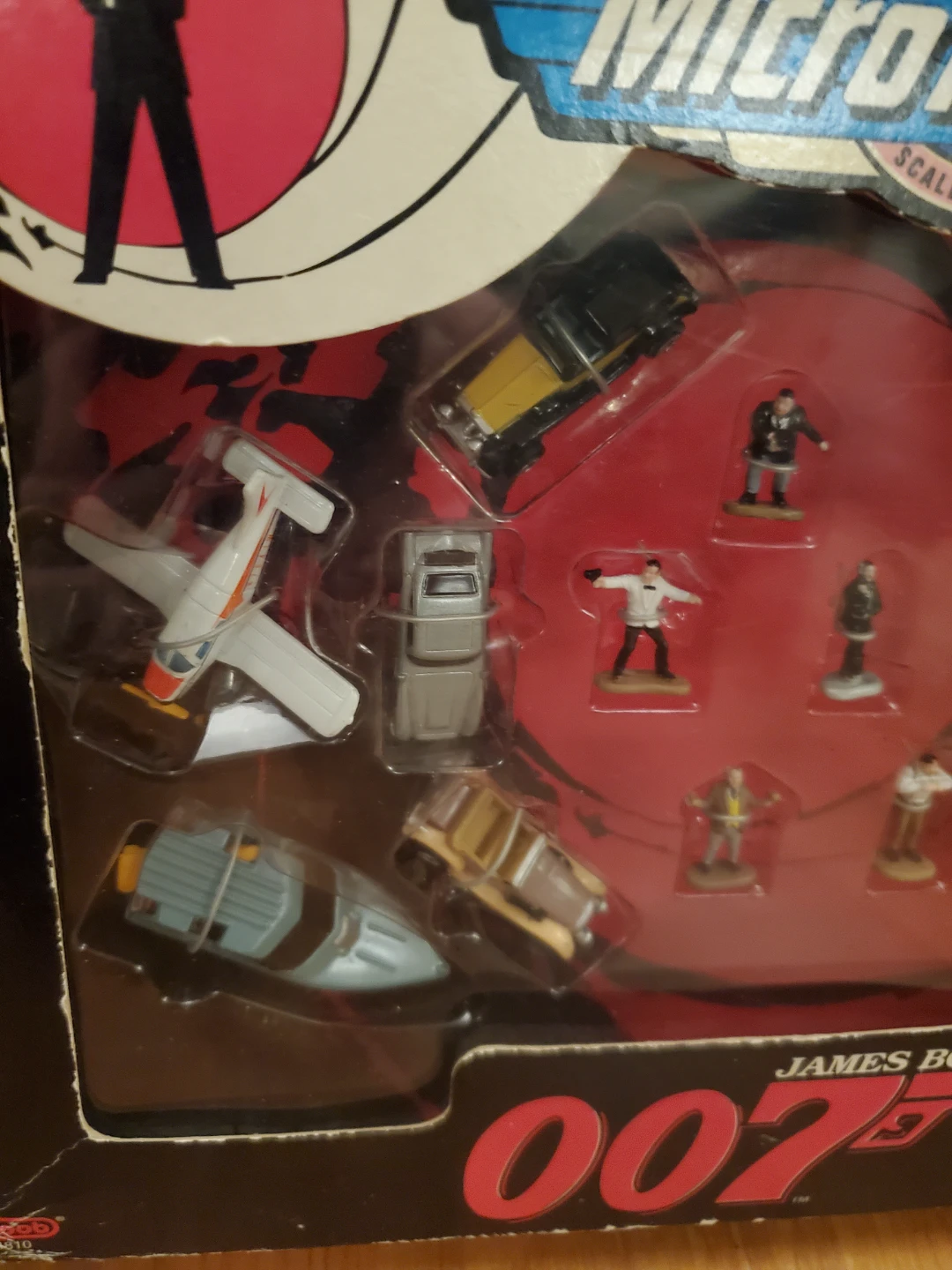 1995 MICROMACHINES SET JAMES BOND UNOPENED - photo 2