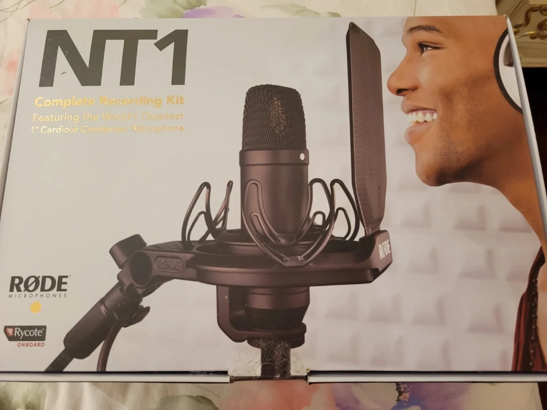 Rode NT1 Microphone