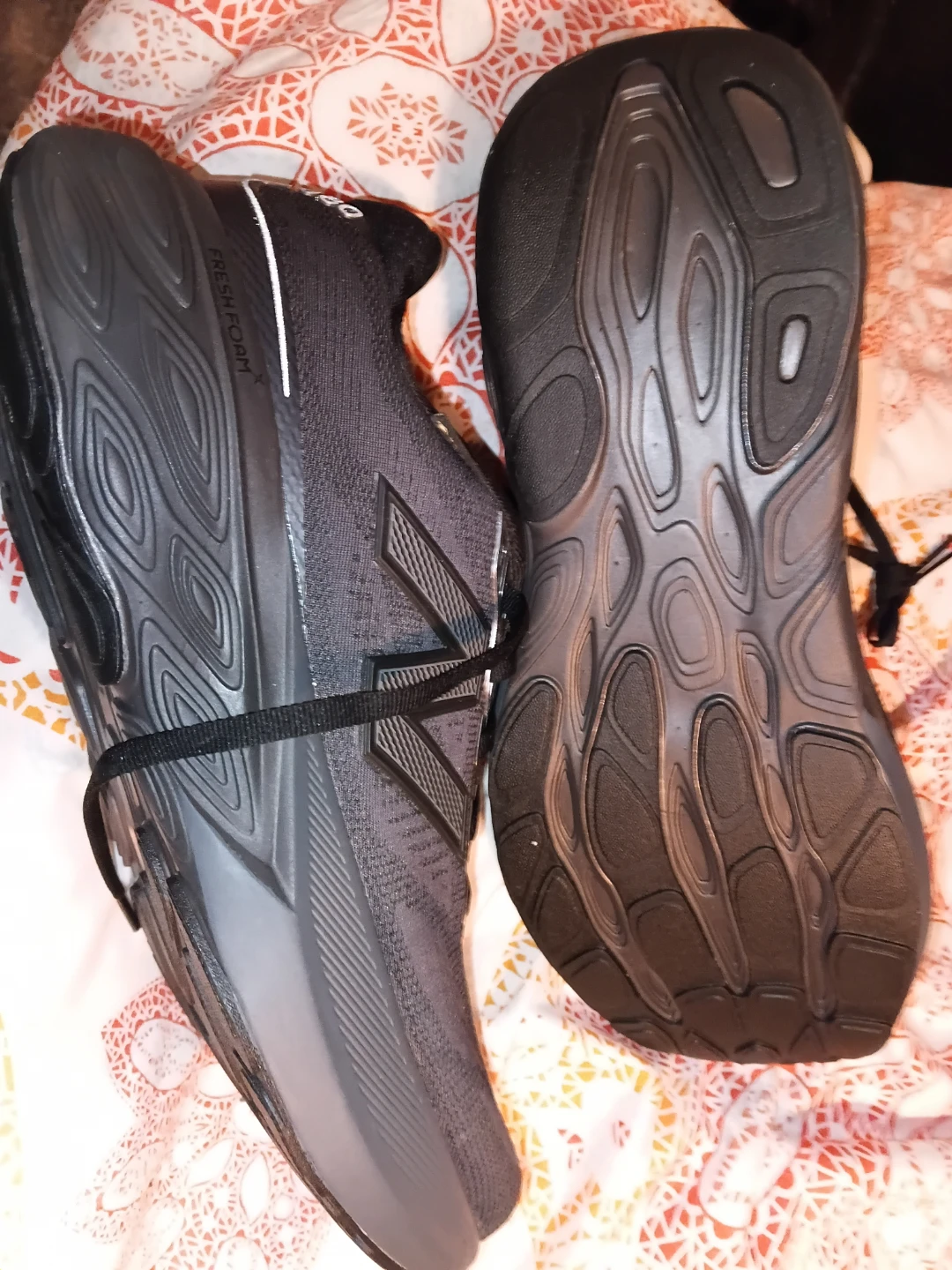 New Balance 880 Gore-Tex Running Shoes - photo 2