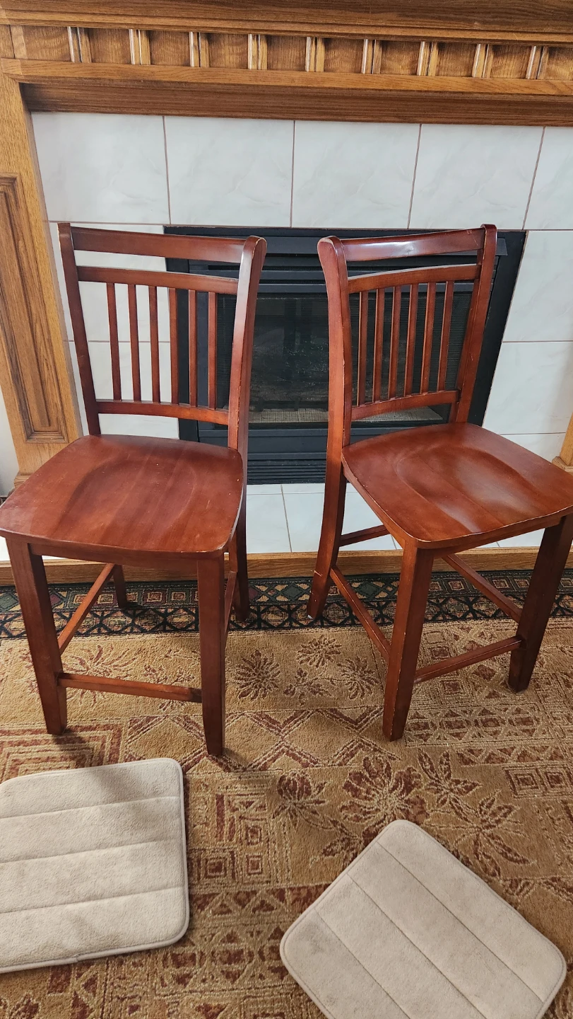 Wooden Bar Stools with Cushions (Set of 2)