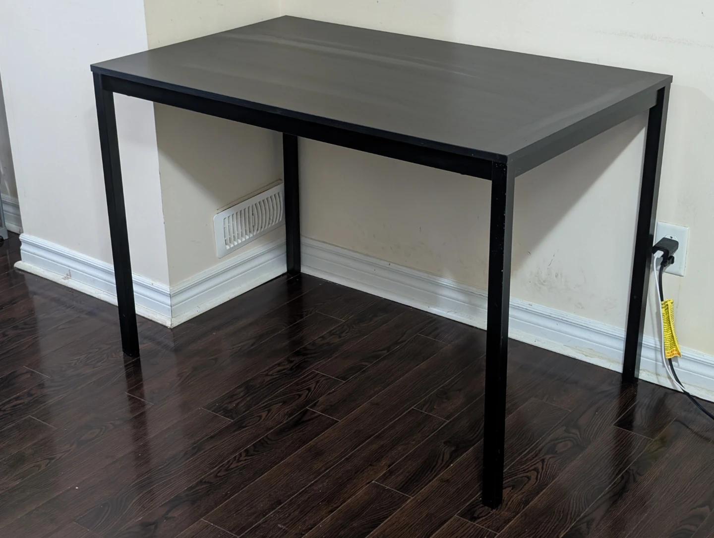 IKEA Tarendo Black Desk - photo 2