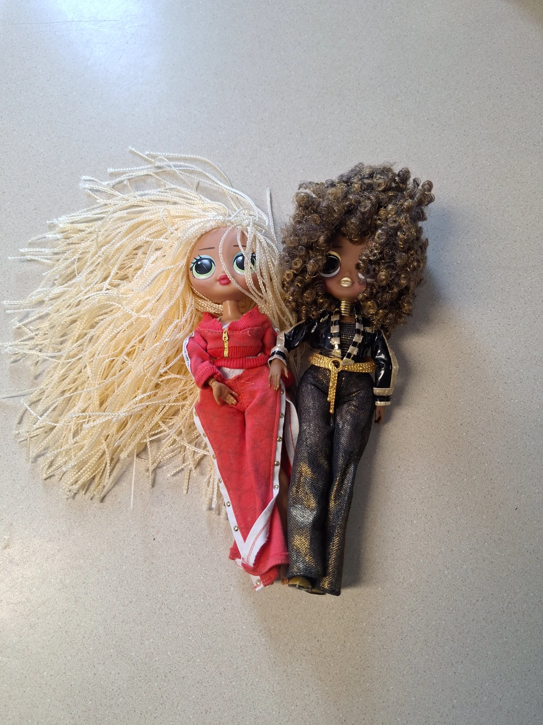 LOL Surprise OMG Dolls (2-Pack)