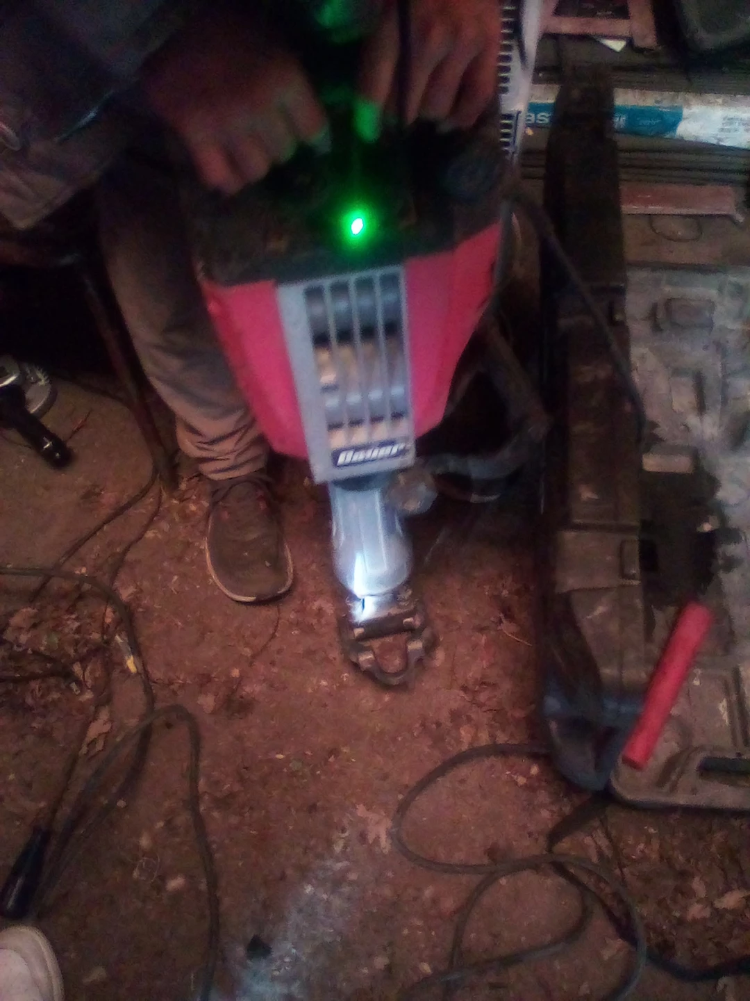 Bauer Demolition Hammer *FIRST 120.⁰⁰ TAKES THE UNIT TODAY!!!**