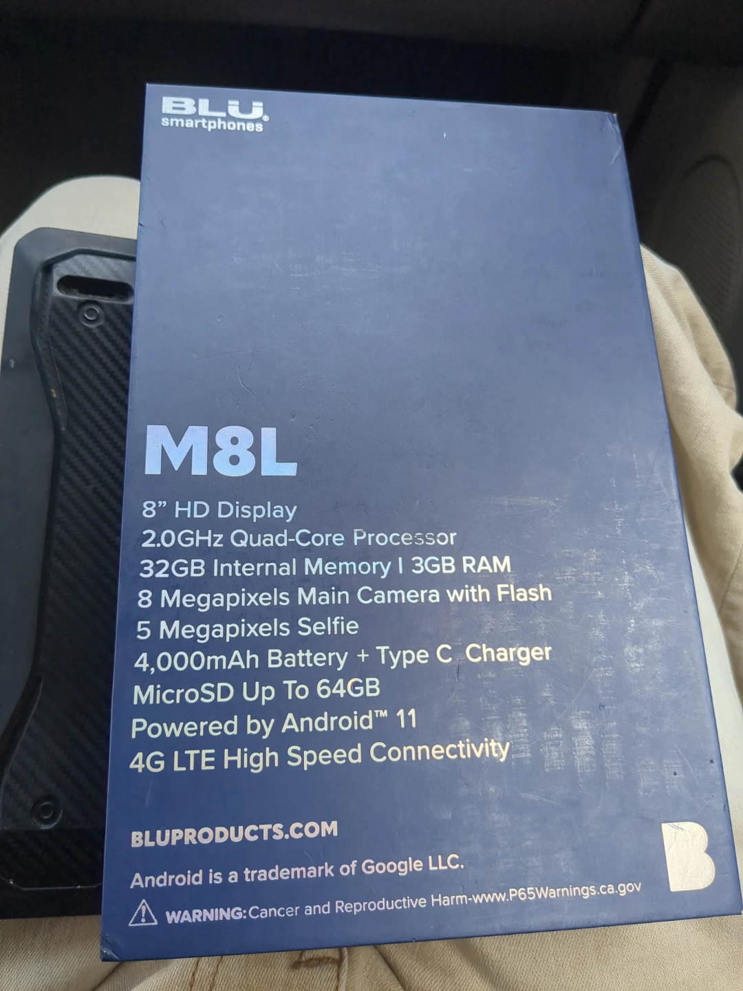 BLU M8L Tablet - Cracked Screen