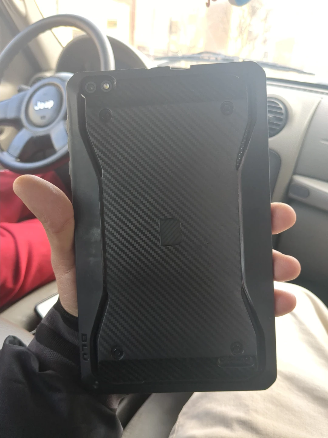 BLU M8L Tablet - Cracked Screen - photo 4