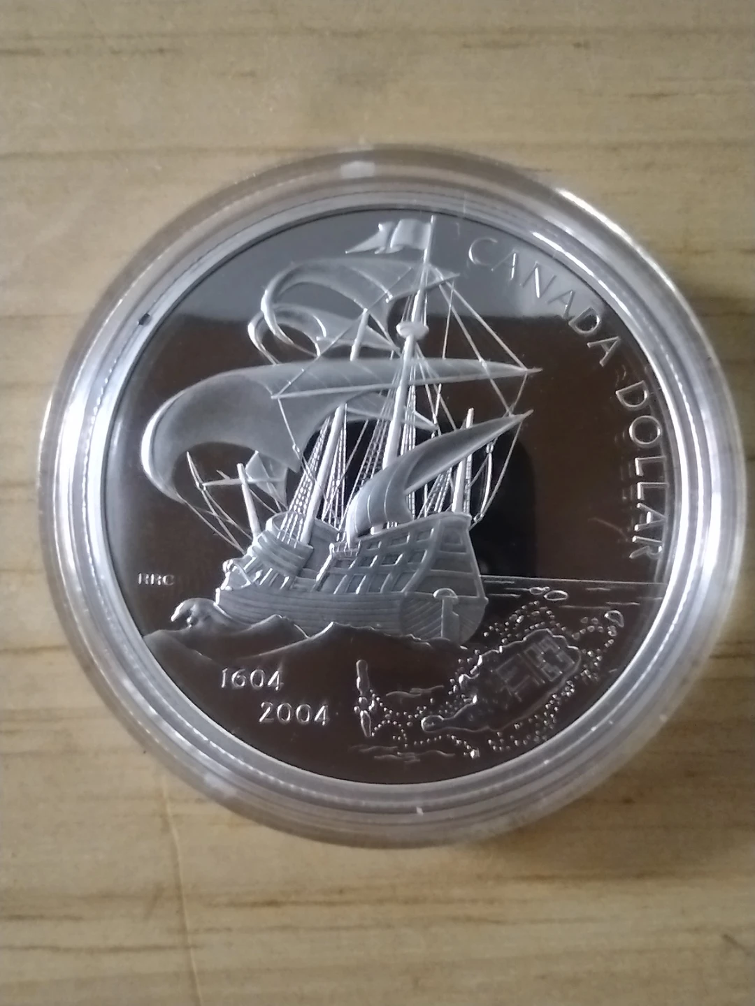 Canada Dollar Coin 1604-2004