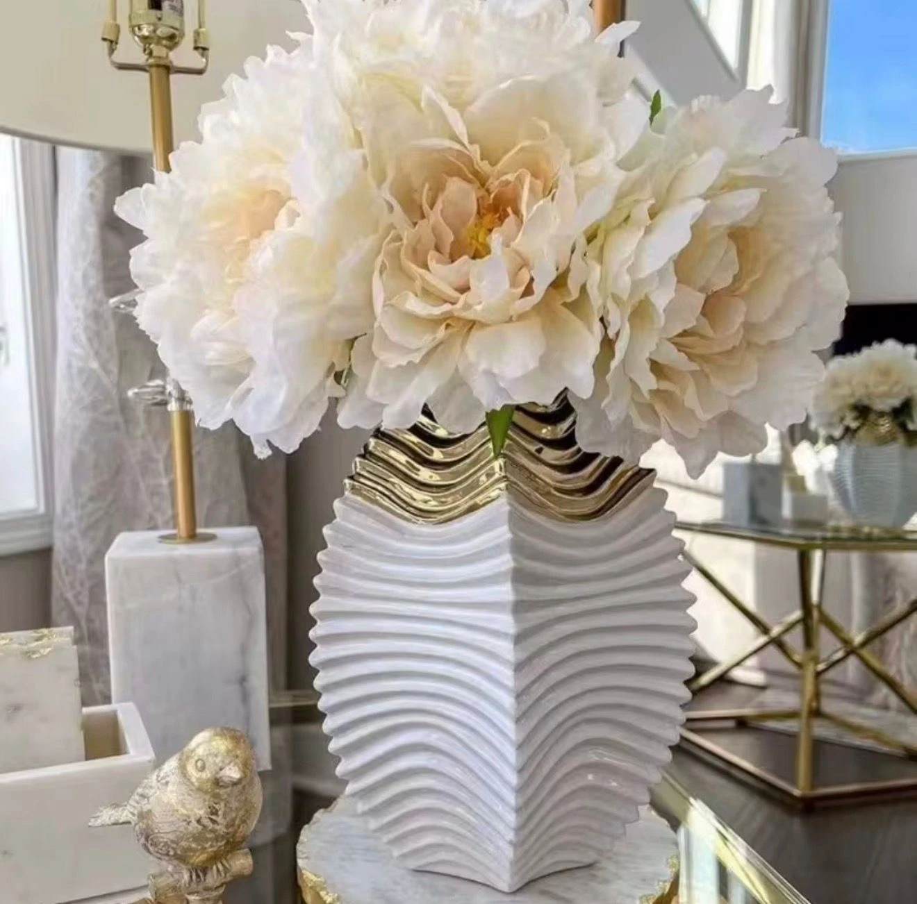 White and Gold Decorative Vase - photo 2