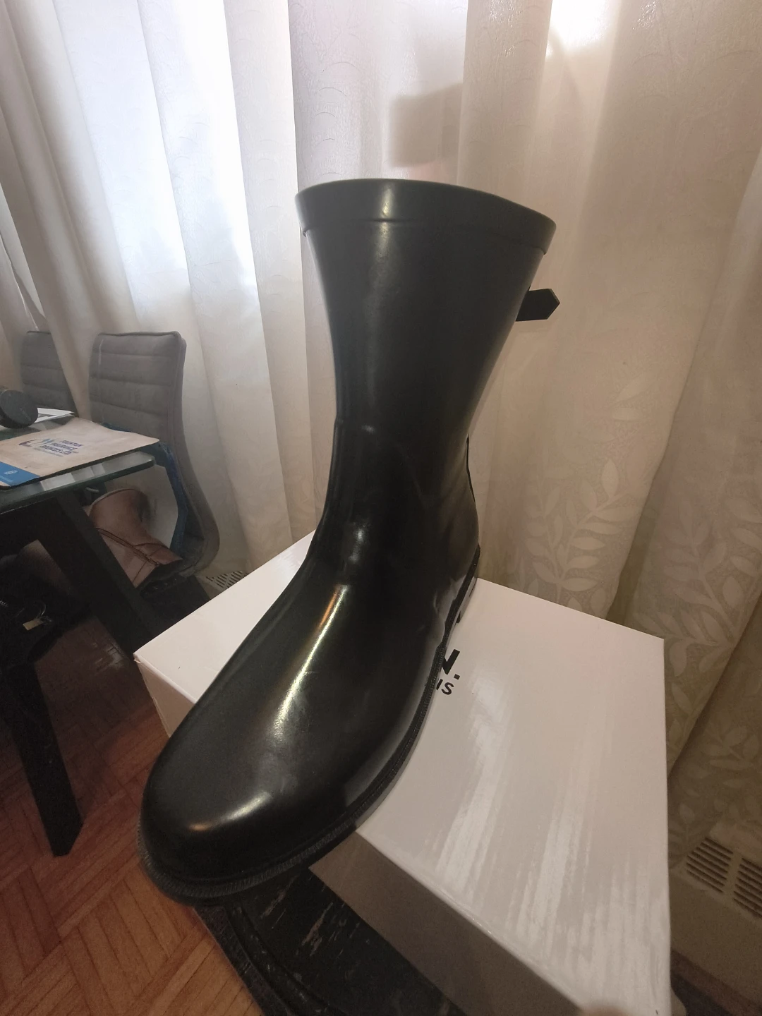 Black Rain Boots NEW Size 10/11 - photo 2