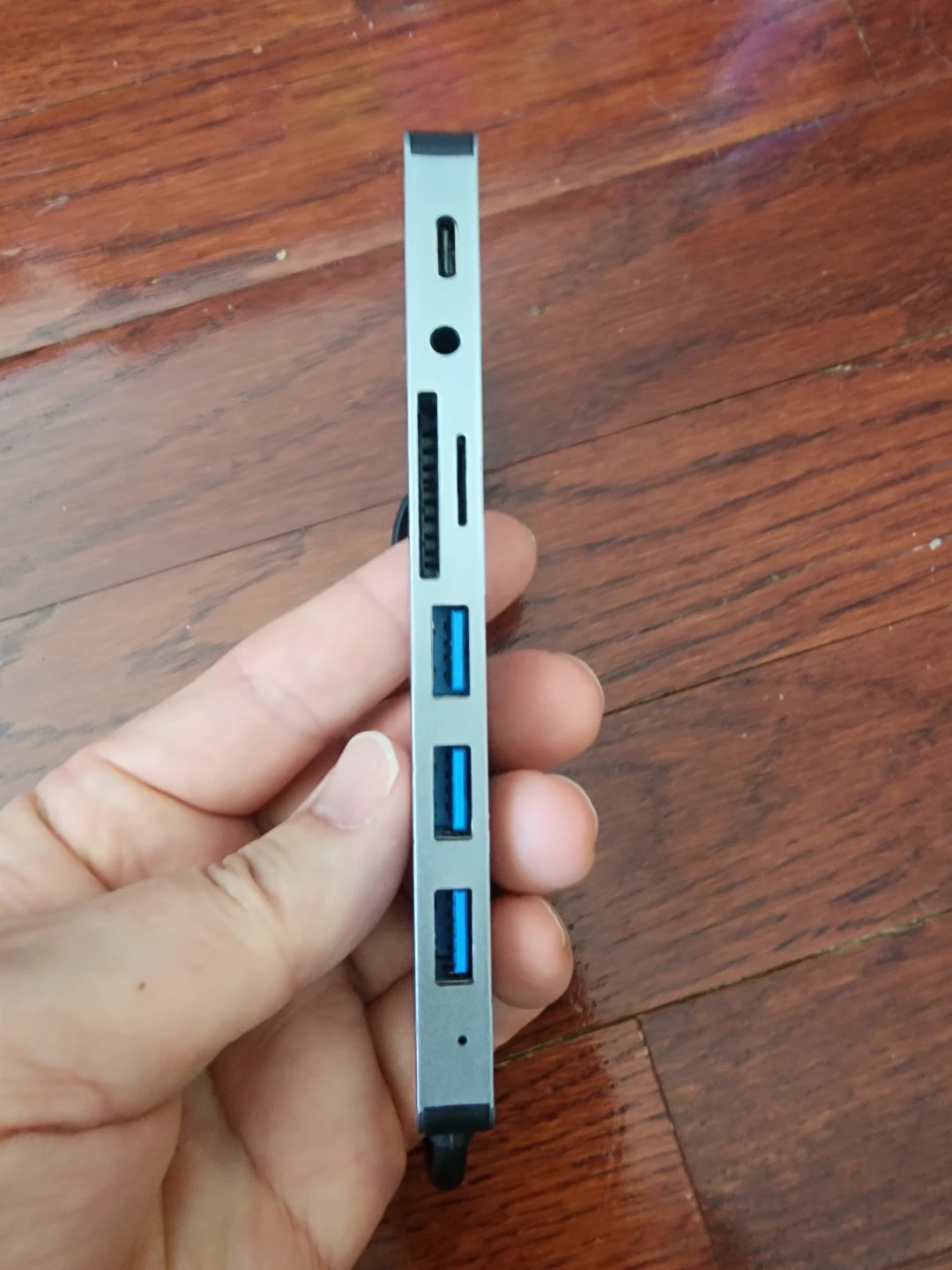 Type-C 8-in-1 USB Hub Adapter - photo 5