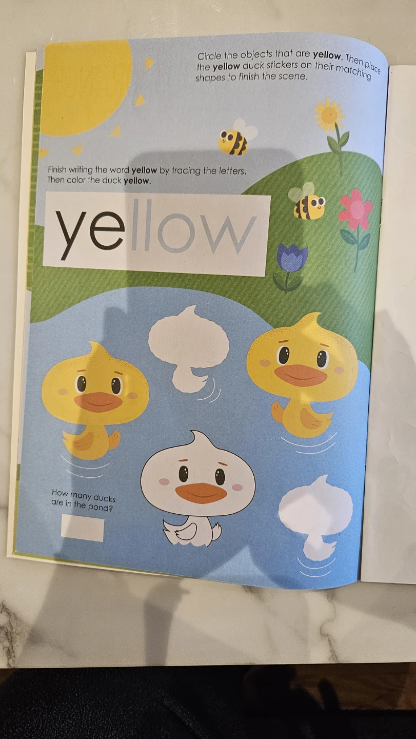 Learning Colours Sticker Book for Pre-K/K - photo 5