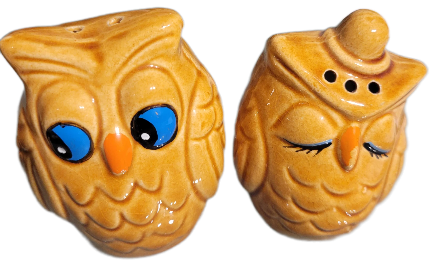 Vintage Japan Ceramic Owl Salt and Pepper Shakers. - photo 3