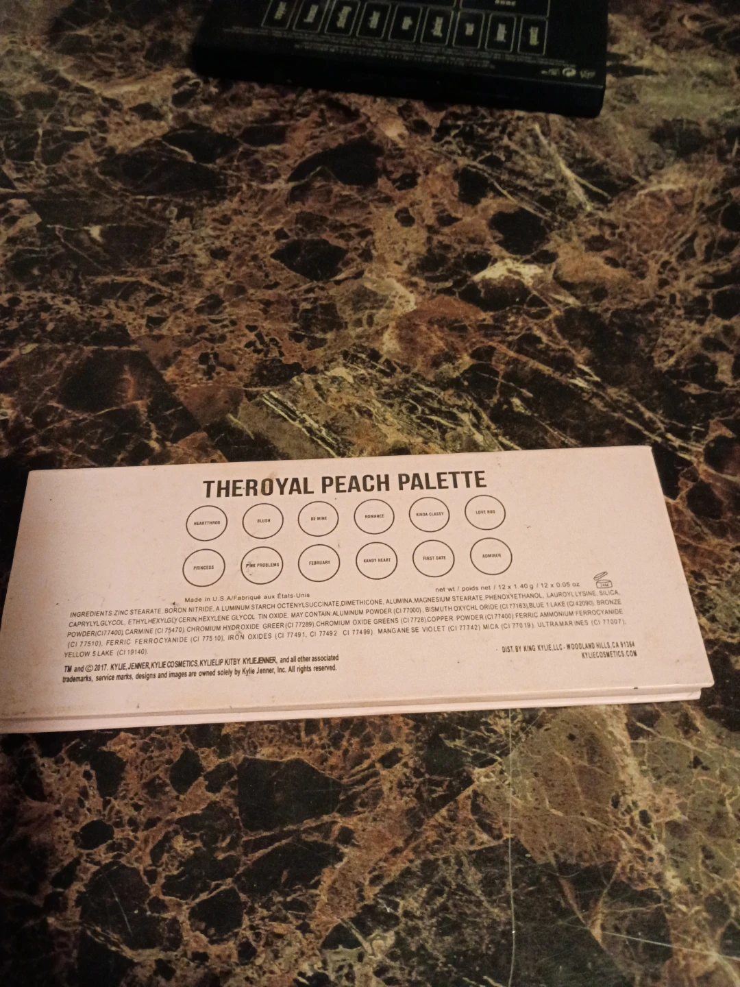 Kylie Jenner "The Royal Peach" Eyeshadow Palette - photo 2