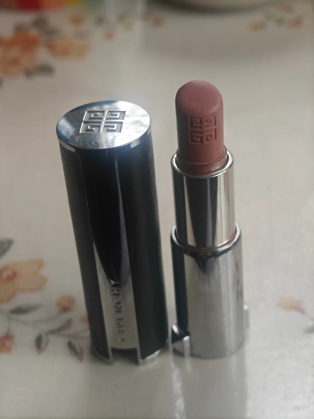 Givenchy Le Rouge Lipstick 211 Rose Ruban