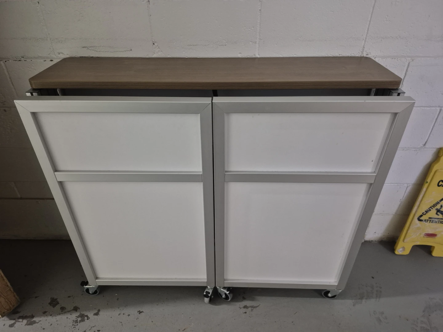 Folding Bar/Counter with Wheels - photo 2