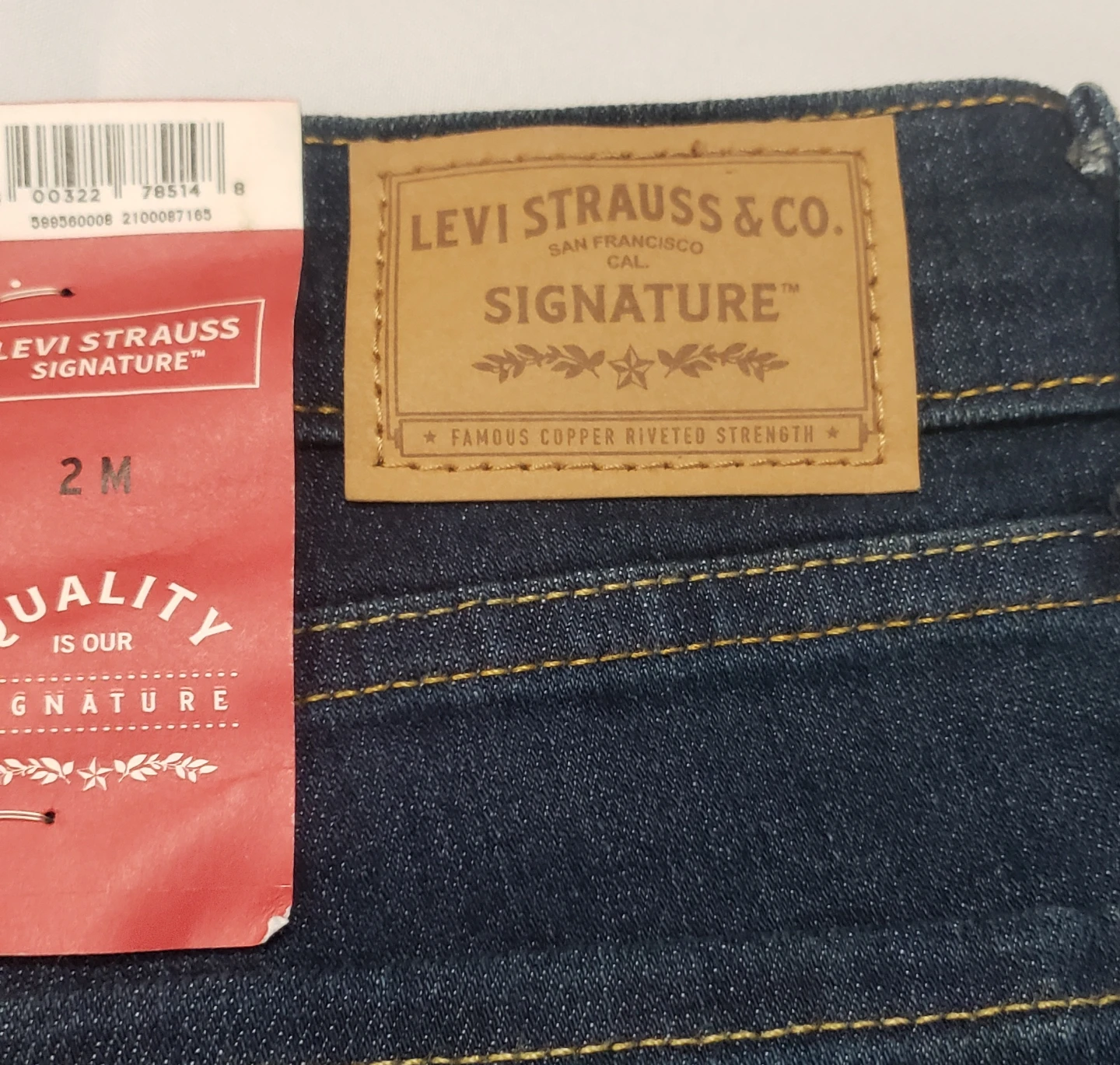 Brand new Levi Strauss Signature Mid Rise Size 2 - photo 4