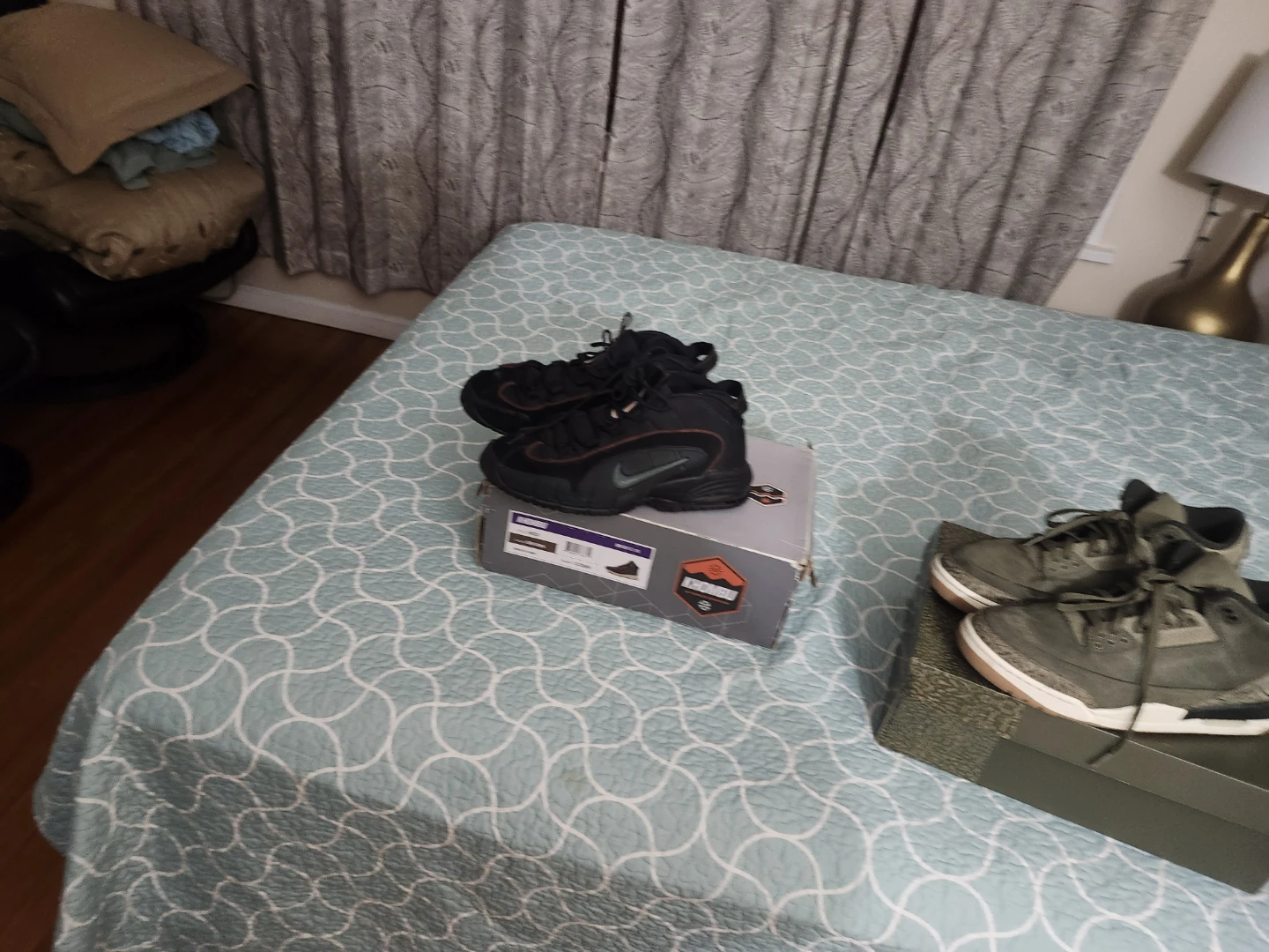 Jordan 3 Retro SE & Nike Air Max 1 - photo 2