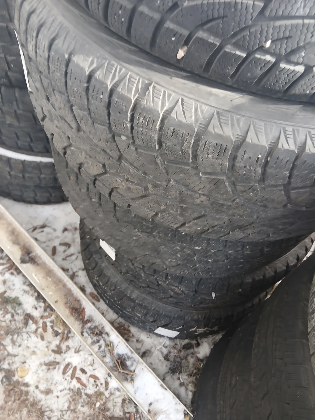 . Winter tires $25 each8 - photo 4