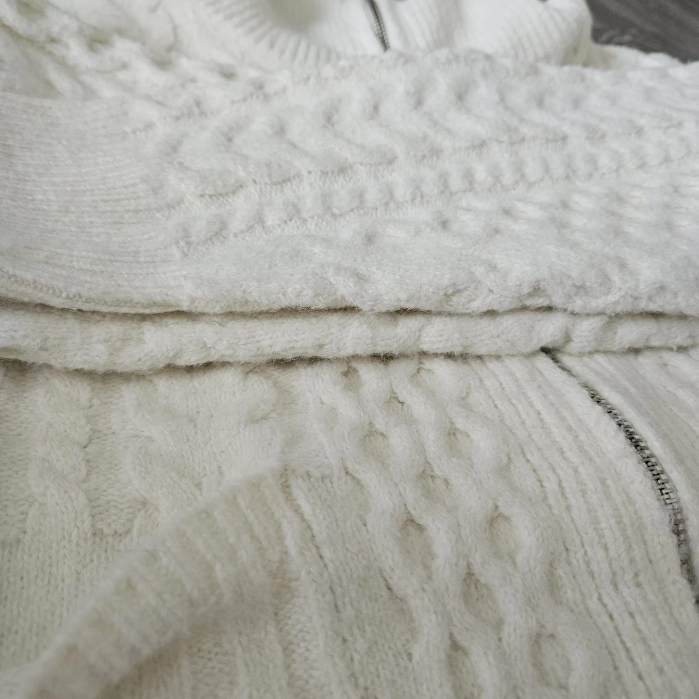 Debut White Cable Knit Zip-Up Sweater Vest - photo 2
