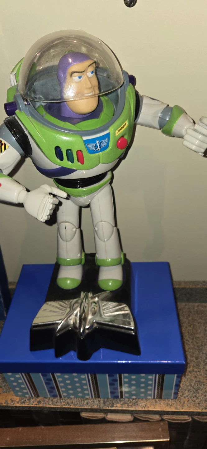 Disney Pixar Toy Story Buzz Lightyear Action Figure
