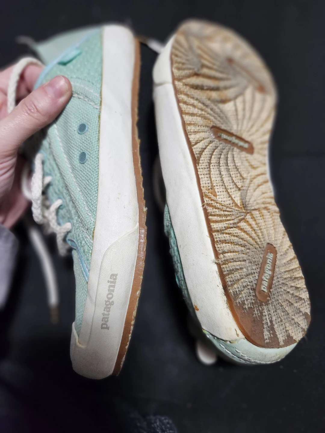 $20 pantagonia shoes 7.5 - photo 2