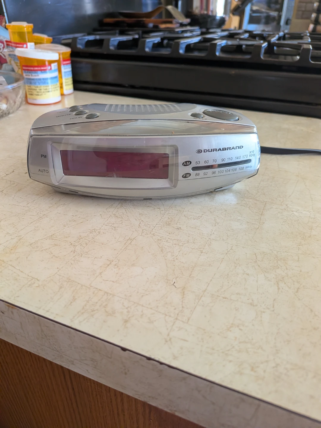 Durabrand AM/FM Clock Radio