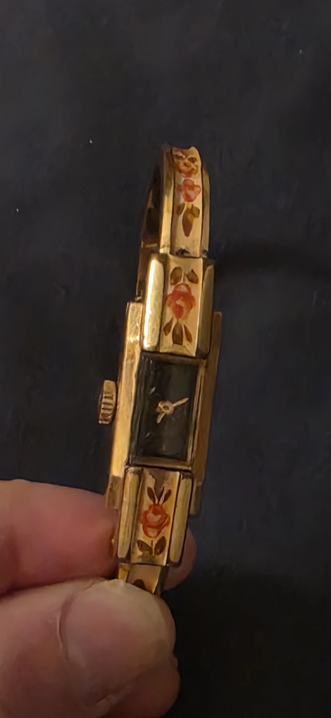 Vintage Gold Tone Floral Bangle Watch - photo 2