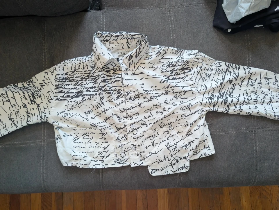 Thrill Button-Up Shirt - Black and White Script Print - Size S - photo 2