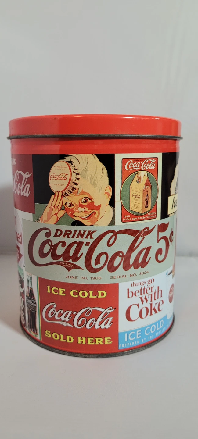 Coca-Cola 700 Piece Jigsaw Puzzle in Tin - photo 3