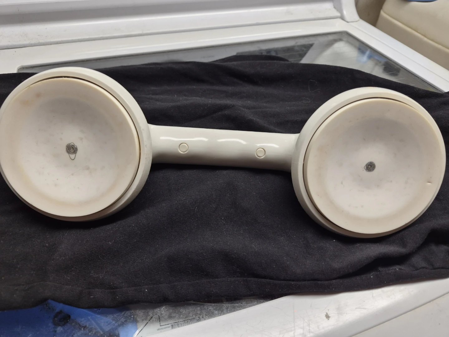 Suction Cup Grab Bar - photo 2