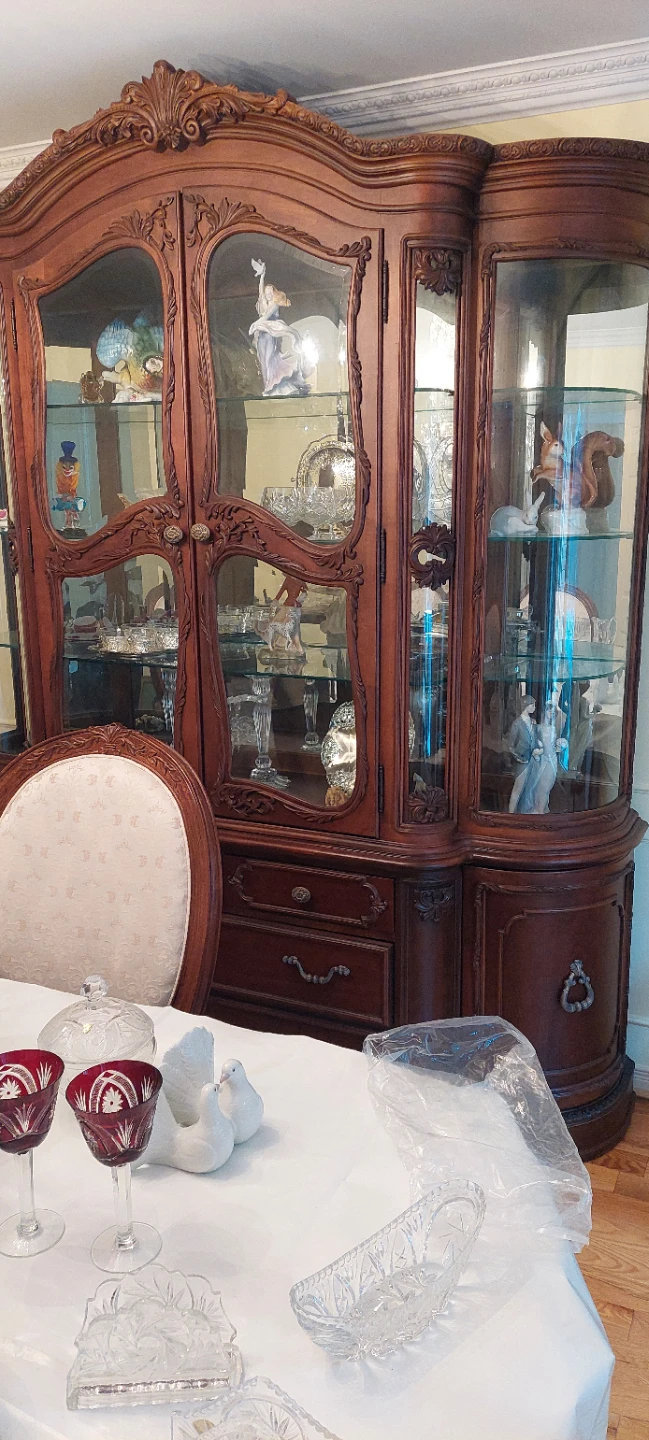 Estate sale, must go make fair offer - photo 2