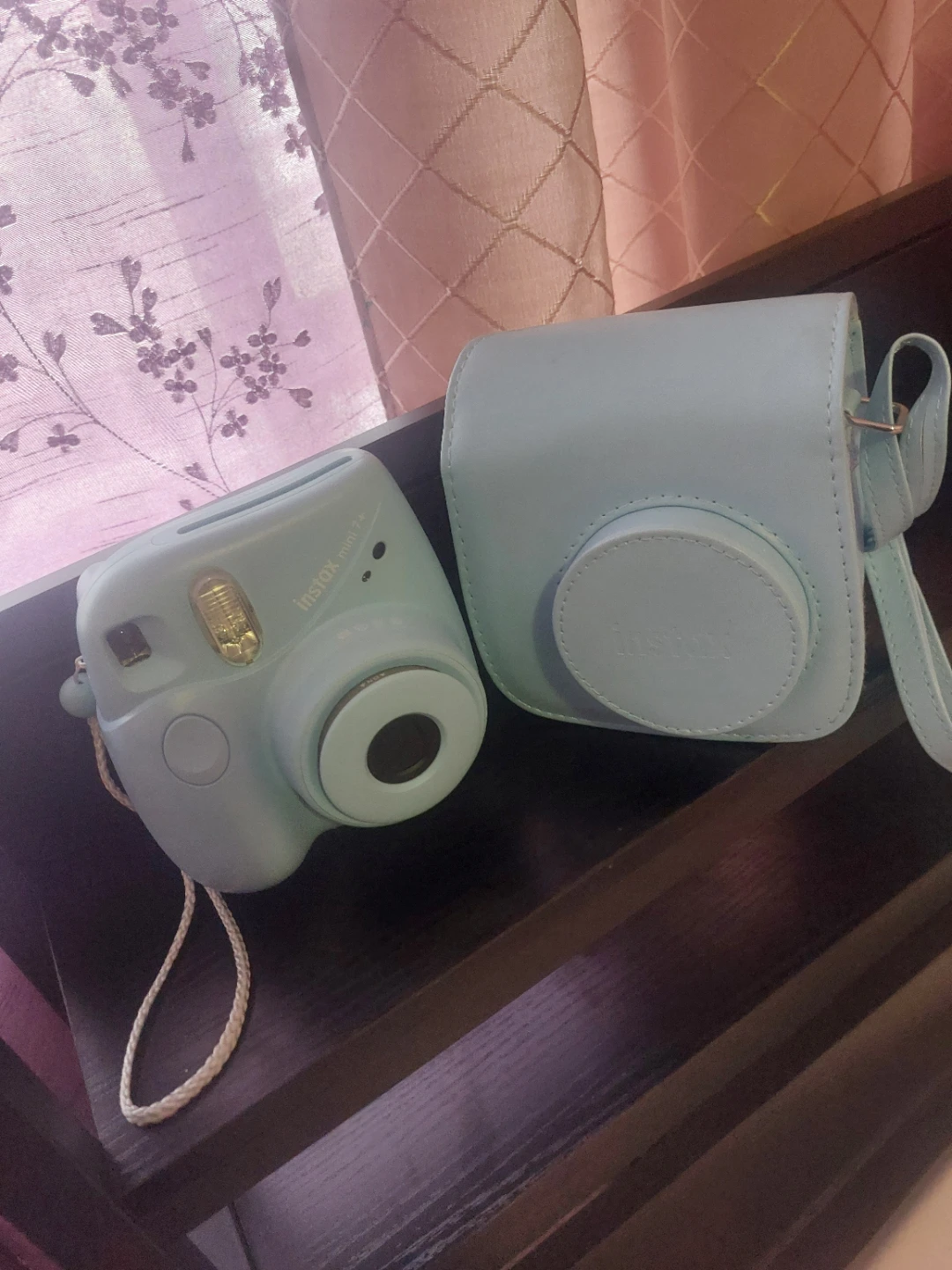 ♡. Fujifilm Instax Mini 7+ Camera with Case - photo 2