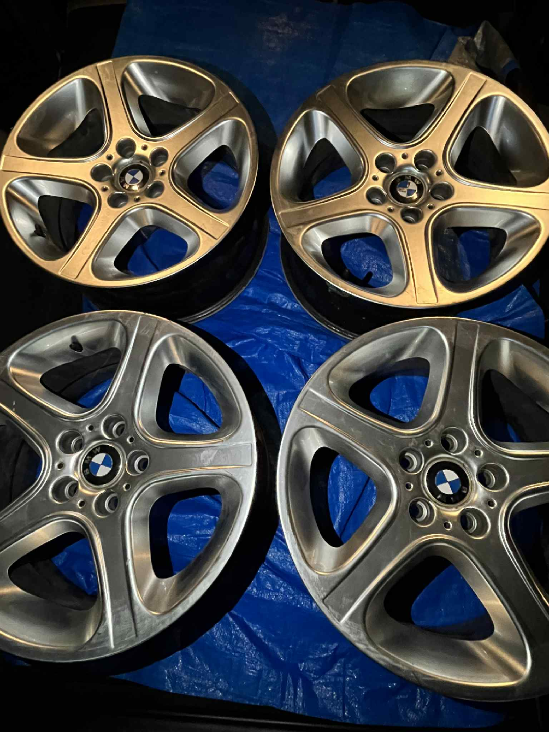 Set of 4 BMW Alloy Wheels