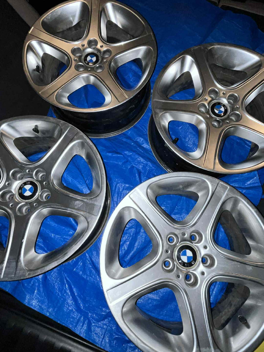 Set of 4 BMW Alloy Wheels - photo 4